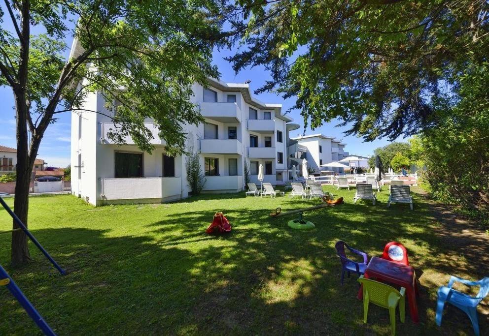 Residence Marina Di Cecina Dış mekan fotoğraf